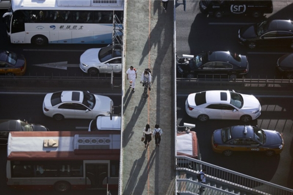 未来如何乘坐无人驾驶汽车？外媒提出这三种方式