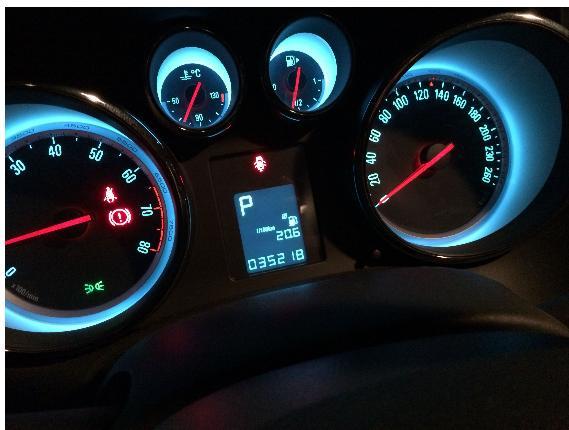 开车时判断汽油品质的好坏 这招最好使