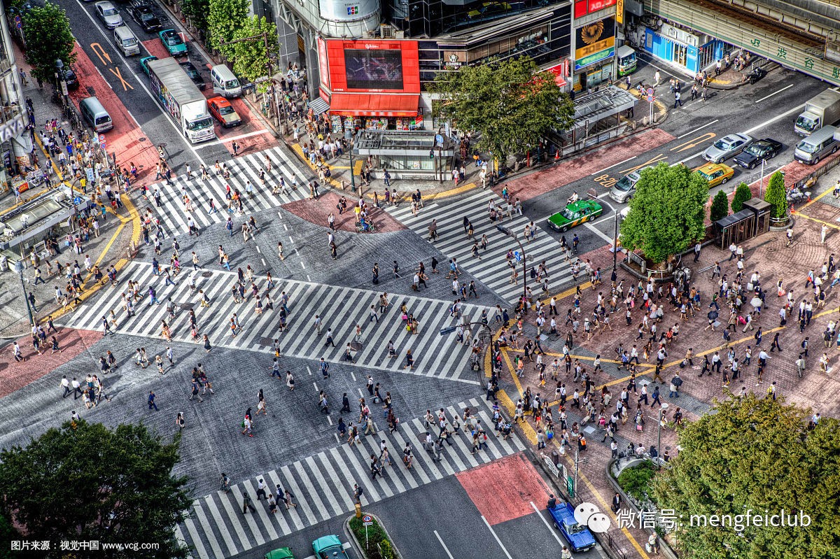 安全驾驶的精髓:判断并远离危险源!