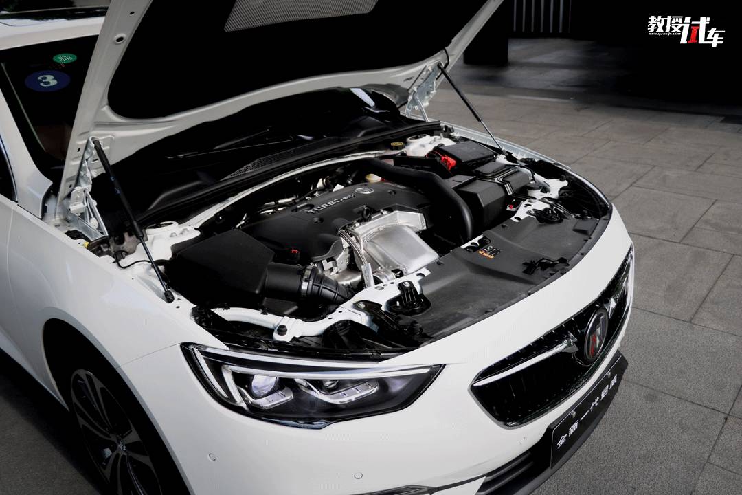 牛逼的动力+有逼格的品牌!这车真的要让迈腾哭