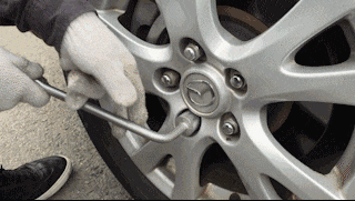 正常的力道拧紧就可以了