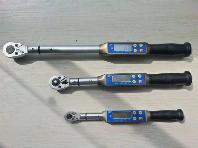 换轮胎,这个小动作就能看清修理厂是否在糊弄你!