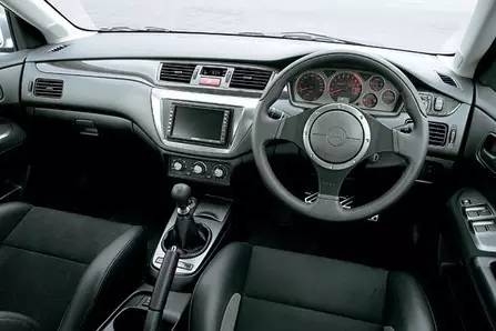 [转帖]歪果仁在这件事上居然用左手！