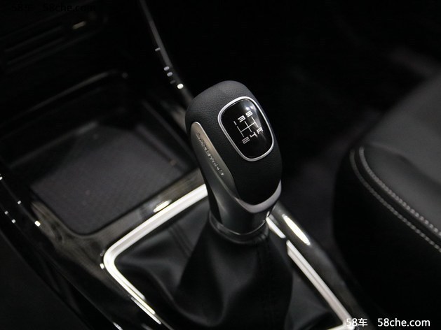 陆风X2车型正式上市 售价X.XX-X.XX万元