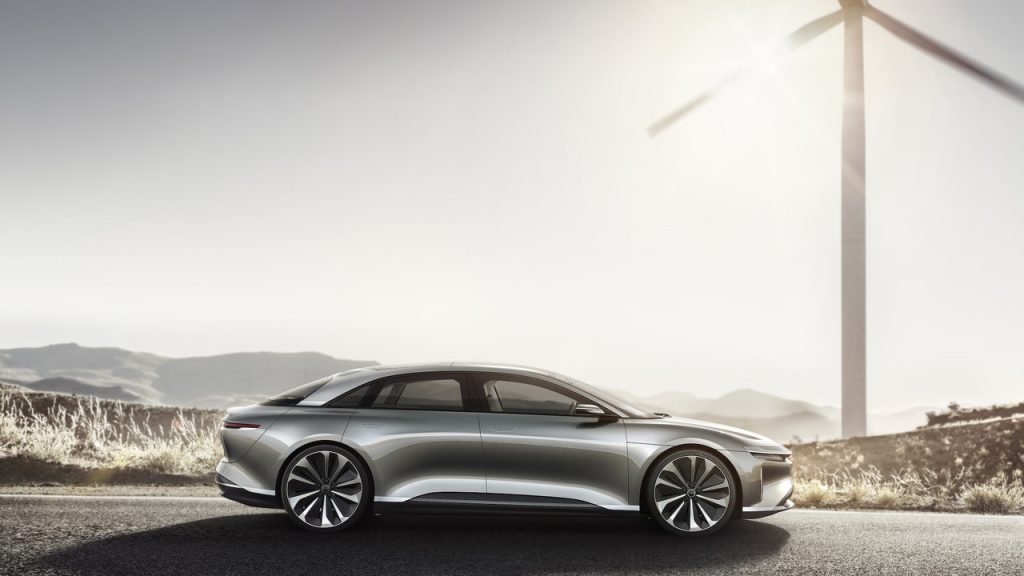 我认真起来比高铁都快 Lucid Air原型车最高时速378公里