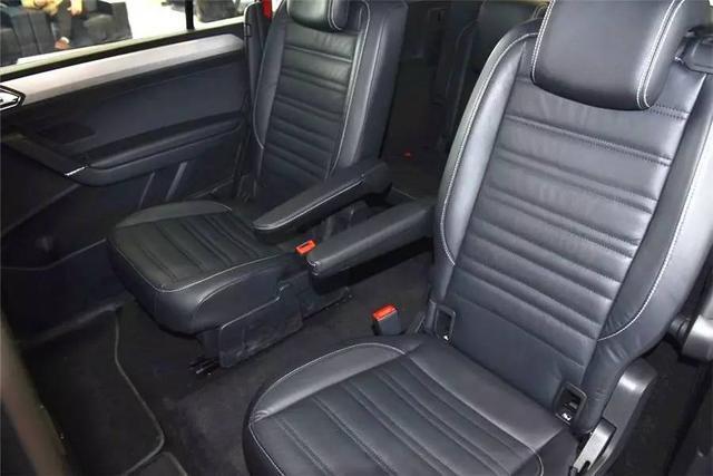 别老盯着7座SUV了!二胎车其实可以这么选!