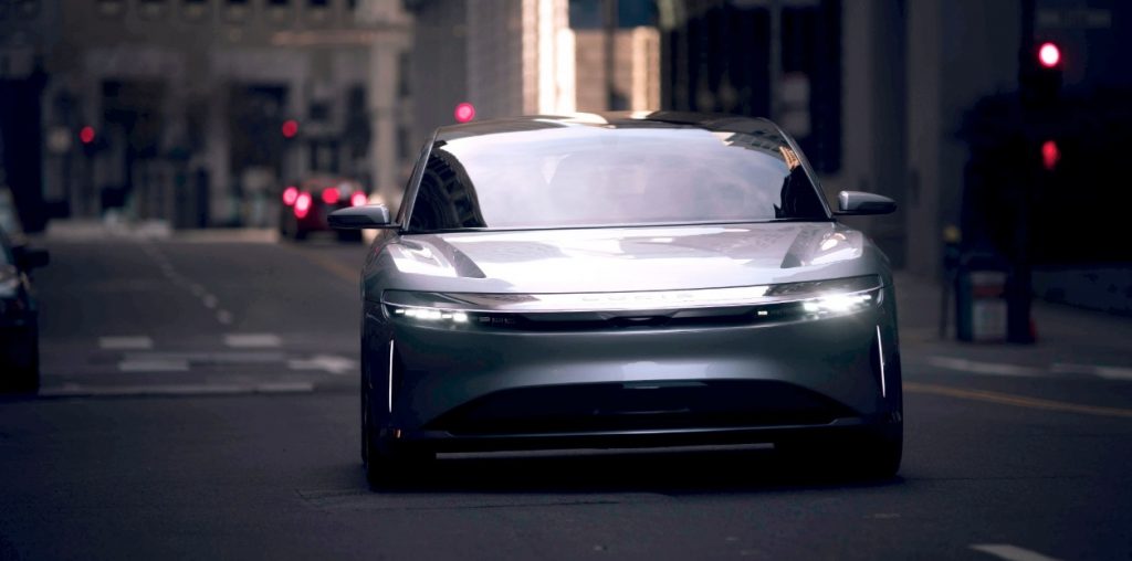 我认真起来比高铁都快 Lucid Air原型车最高时速378公里