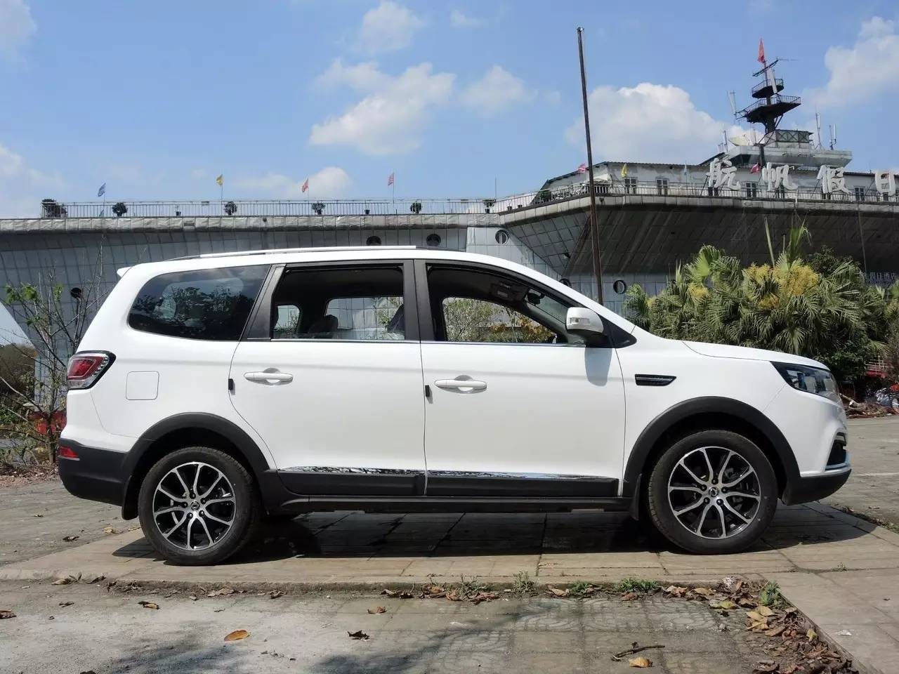 不到10万的7座SUV，价廉可有物美的？