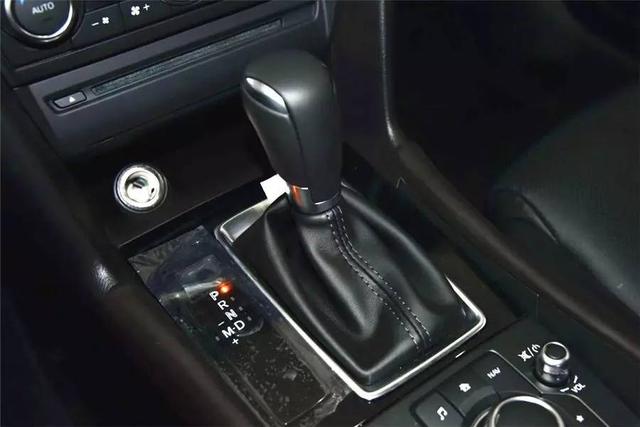 这个“选手”有颜值却靠实力,四位《中国新歌声》导师都为他转身?!