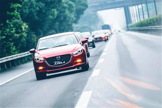 这个“选手”有颜值却靠实力,四位《中国新歌声》导师都为他转身?!