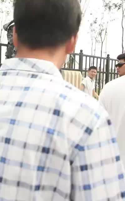逛车展被拒网友爆料：今天汽博会，威震天作为特约嘉宾，碰到这样的事儿也是无...