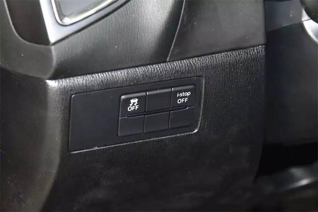 这个“选手”有颜值却靠实力,四位《中国新歌声》导师都为他转身?!