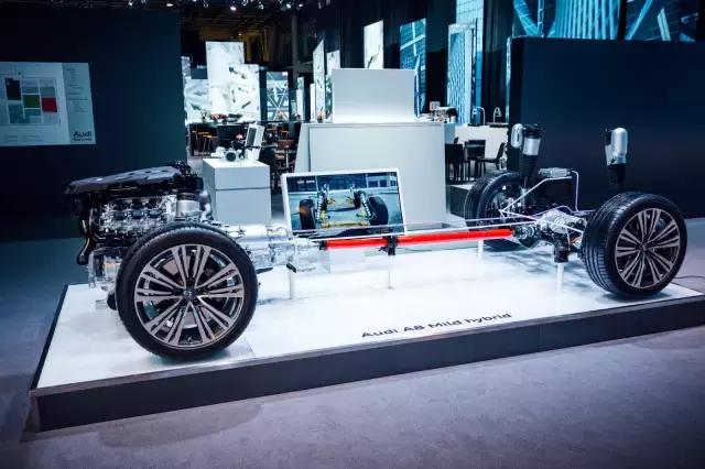 23年科技本色未变,全新A8的进化会给奥迪带来什么?