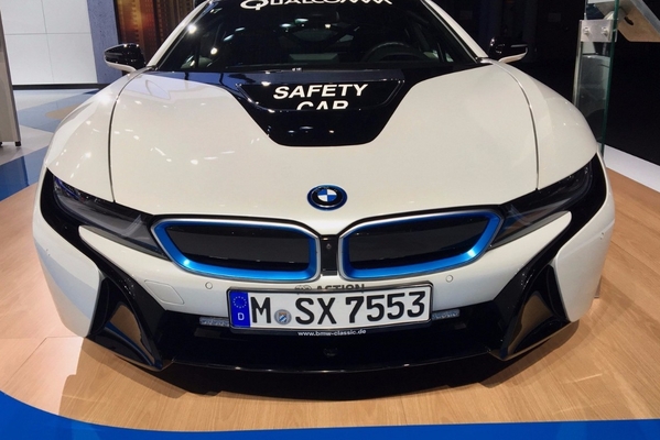 Formula E电动车比赛：宝马与奥迪成为最大竞手