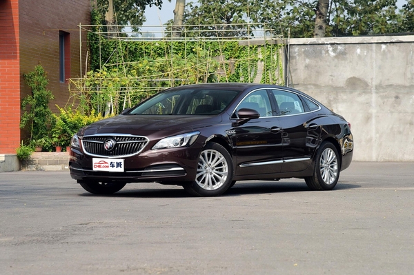 别克君越和迈腾哪个好 别克君越价格表和图片