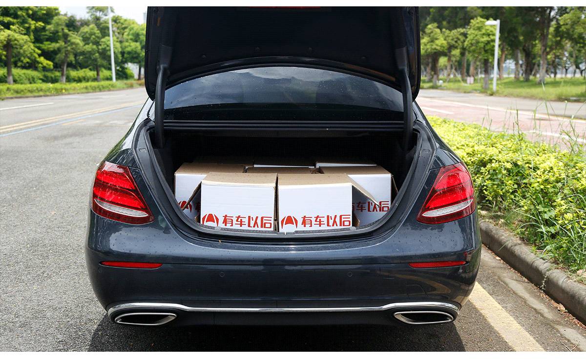 这车加长140mm,中国人加价抢着买,老外羡慕不已!