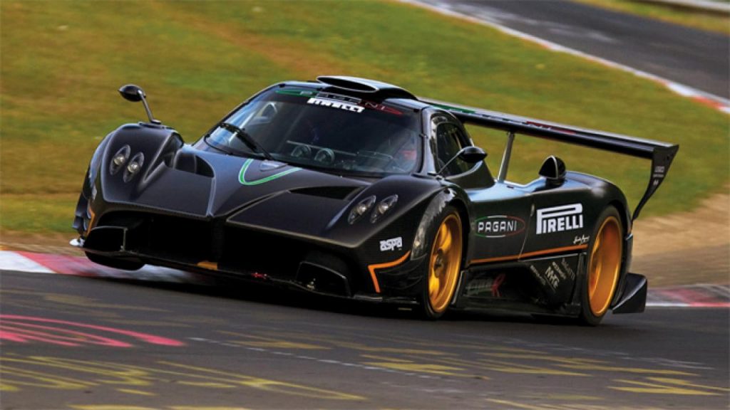 我就看看反正也买不起 1136万的赛道型超级跑车帕加尼Zonda R