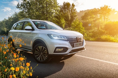 中国版“特斯拉”入京4天订单超3000  掀抢购狂潮