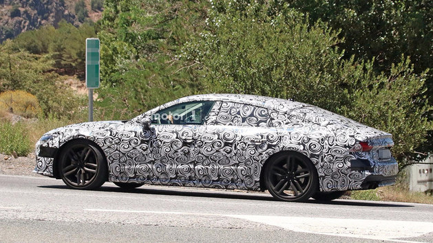 曝奥迪新S7路试谍照 法兰克福车展亮相