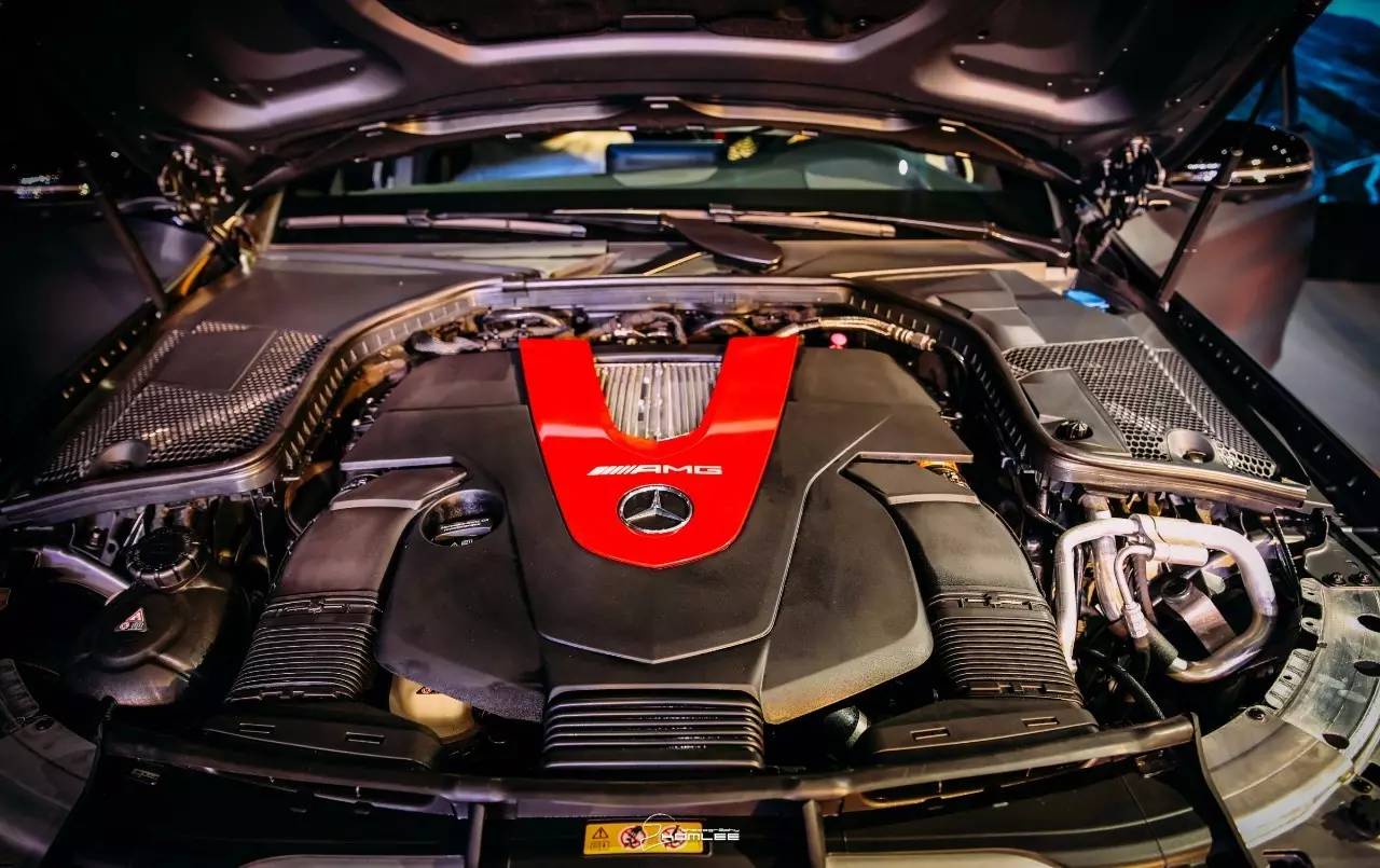 实拍丨来看看8月24日将上市的奔驰AMG C43