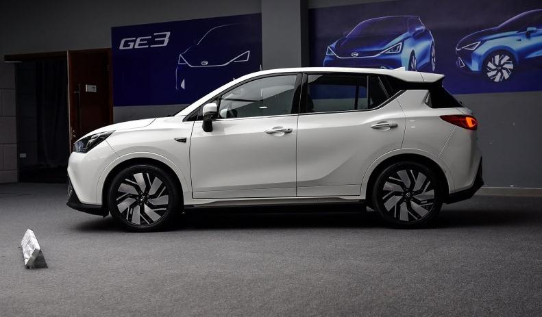 20170721_1500619072729373.jpg 车身.jpg