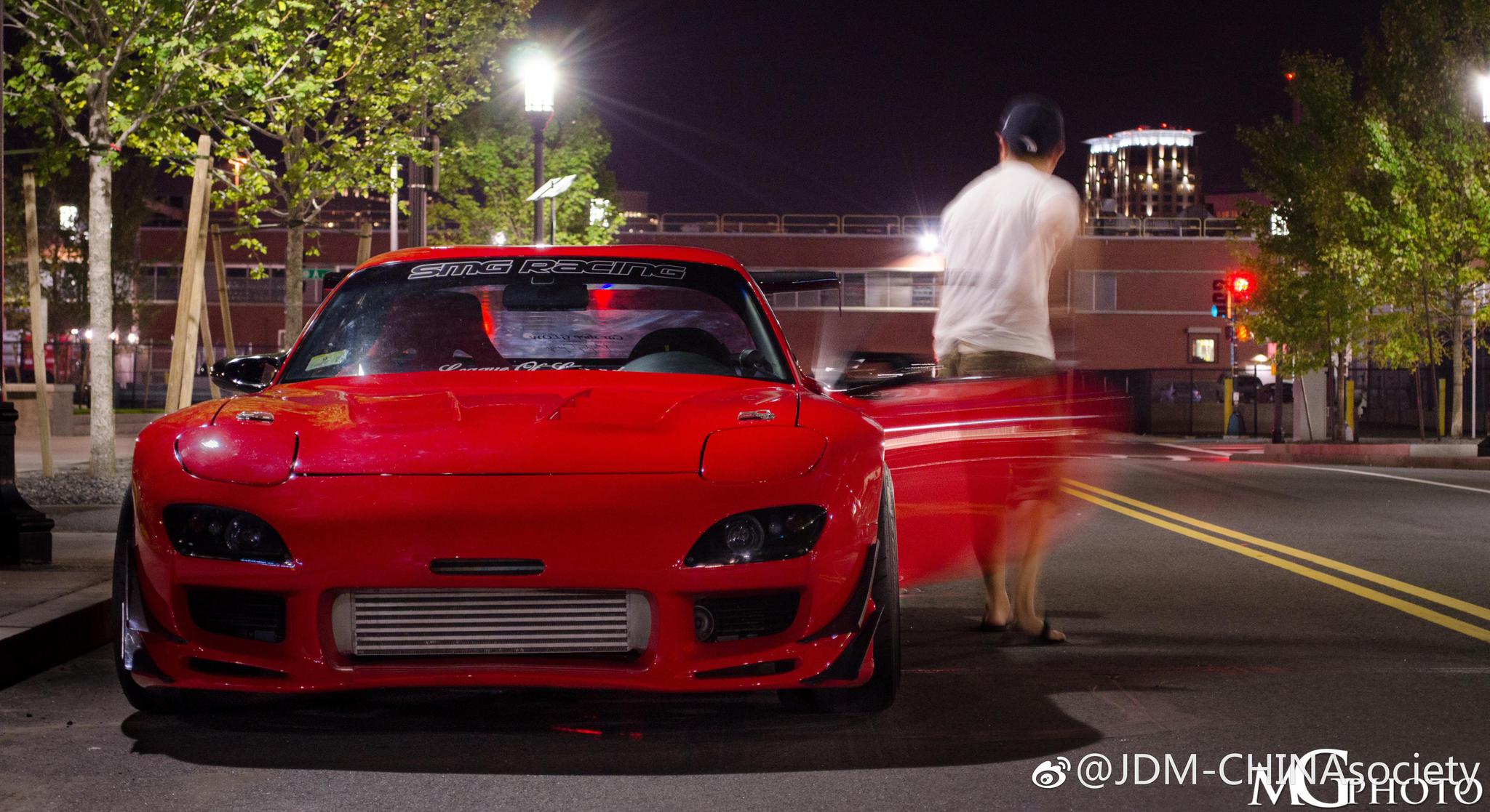 耀眼红色 马自达RX-7 FD3S