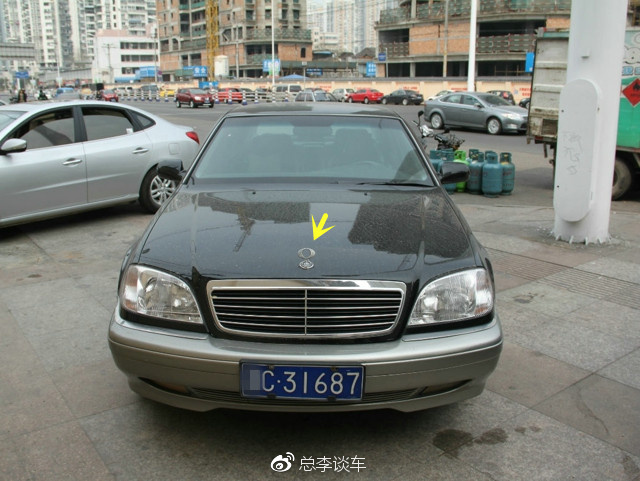 GTR和保时捷都要让,这“奥弟”货车见到都要躲