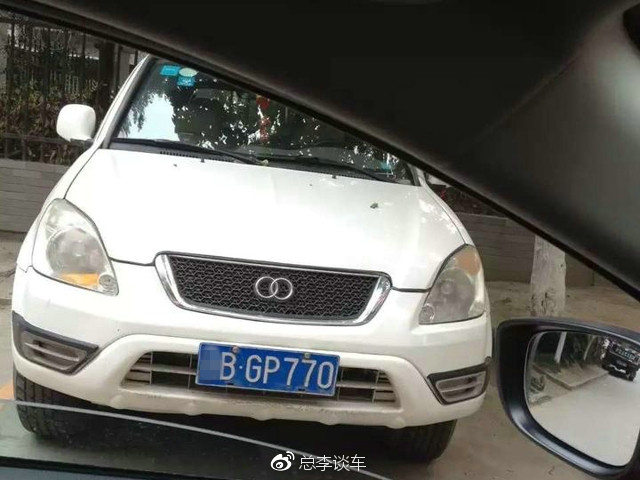 GTR和保时捷都要让,这“奥弟”货车见到都要躲