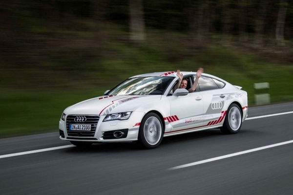 为了打消顾虑 奥迪向公众推出自动驾驶体验项目