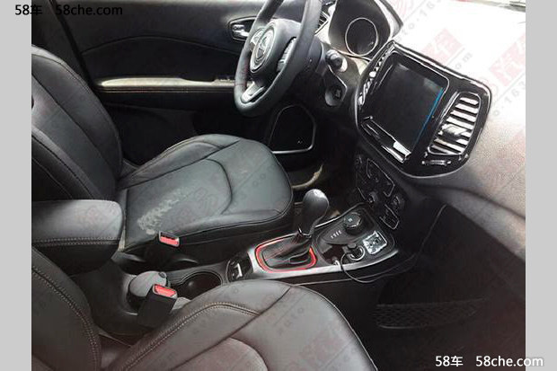 指南者2.4L普通版谍照 沿用2.4L发动机