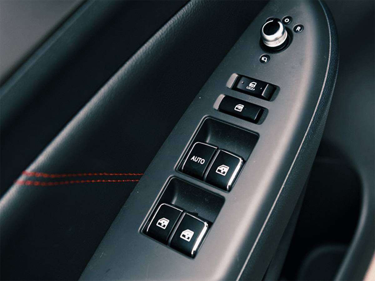 认准这5个最需要的配置,买车不花冤枉钱!