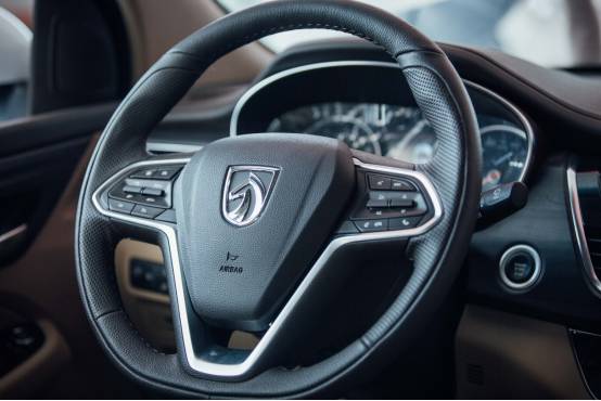 有这么一款车,热度可以让你放弃7座SUV!