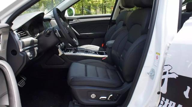 哈弗家族中的“非主流”?试驾哈弗H7