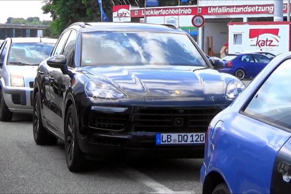 保时捷全新卡宴谍照曝光 有望于9月亮相