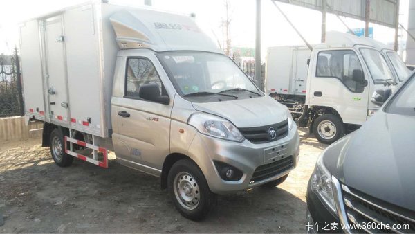 交车1台 山西嘉富德4S店奥铃T3交付客户