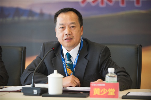 突破自动驾驶与智能网联:技术外另有要素