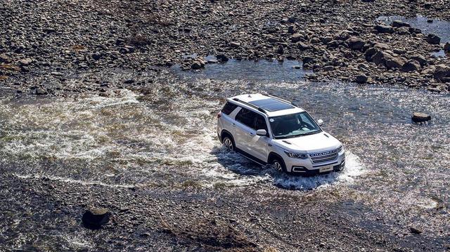 长安CS95怼广汽传祺GS8:20万7座自主SUV硬碰硬