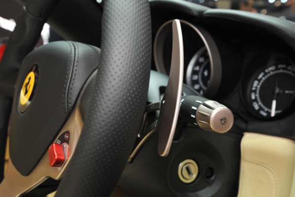 换挡拨片真是“食之无味，弃之可惜”的鸡肋吗？