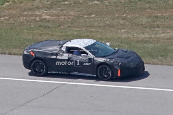 雪佛兰科尔维特C8谍照曝光 或2020发布
