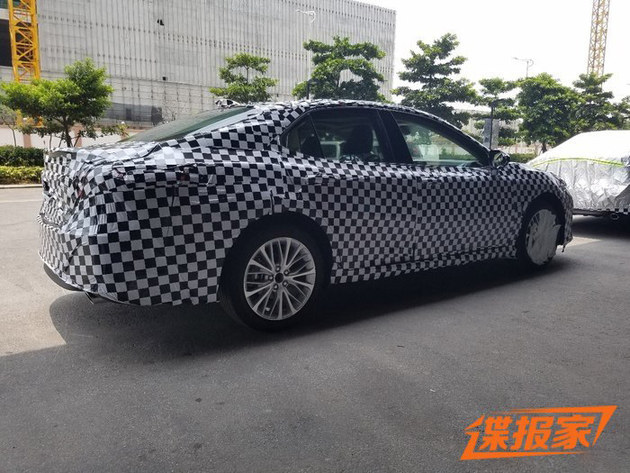 国产全新凯美瑞谍照曝光 沿用海外设计