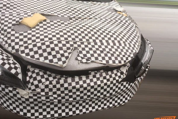 疑似长安全新车谍照曝光 溜背风格轿车