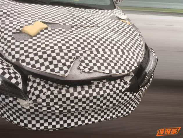 疑似长安全新车谍照曝光 溜背风格轿车