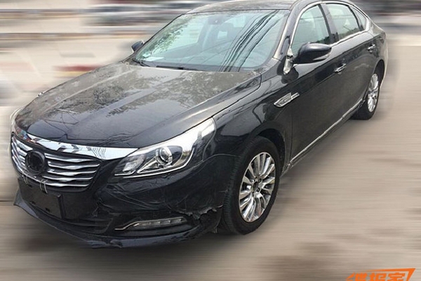 传祺GA8插电混动版 无伪装路试谍照曝光