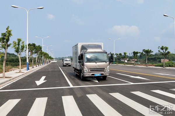 有面儿更有料! 试驾四川现代盛图MIGHTY