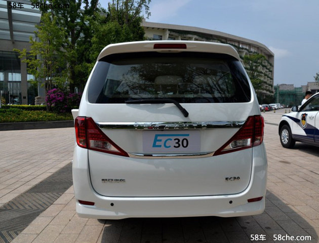 野马EC30正式上市 补贴前售价12.88万元