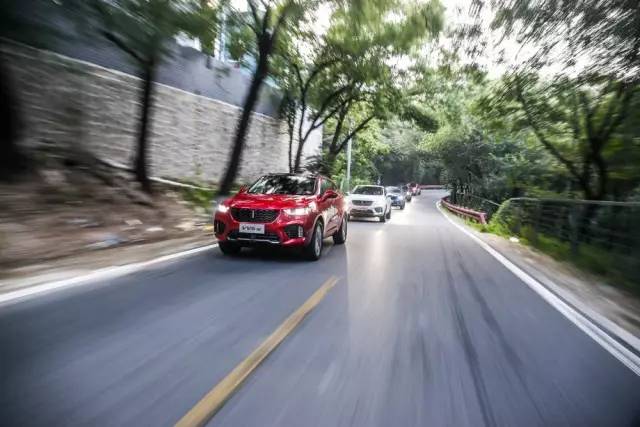 “WEY”来先见，试驾WEY VV5s