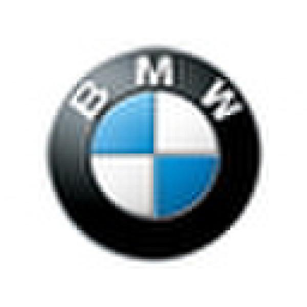 明年亮相/大灯升级 宝马新款7系海外路试