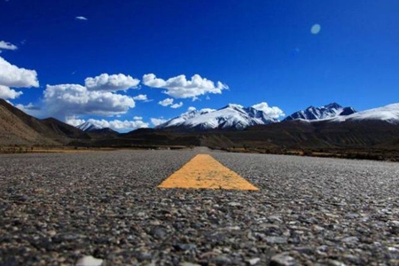 听说你要去西藏，请带上这几款硬派SUV