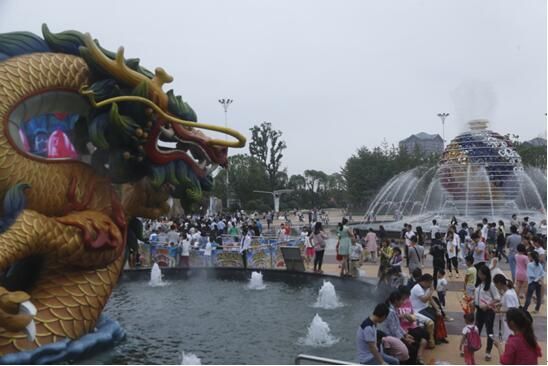 秘境纳凉 万达乐园竹林欢乐多 秘境纳凉 万达乐园竹林欢乐多