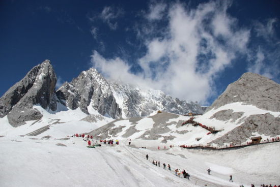 玉龙雪山美景 玉龙雪山美景
